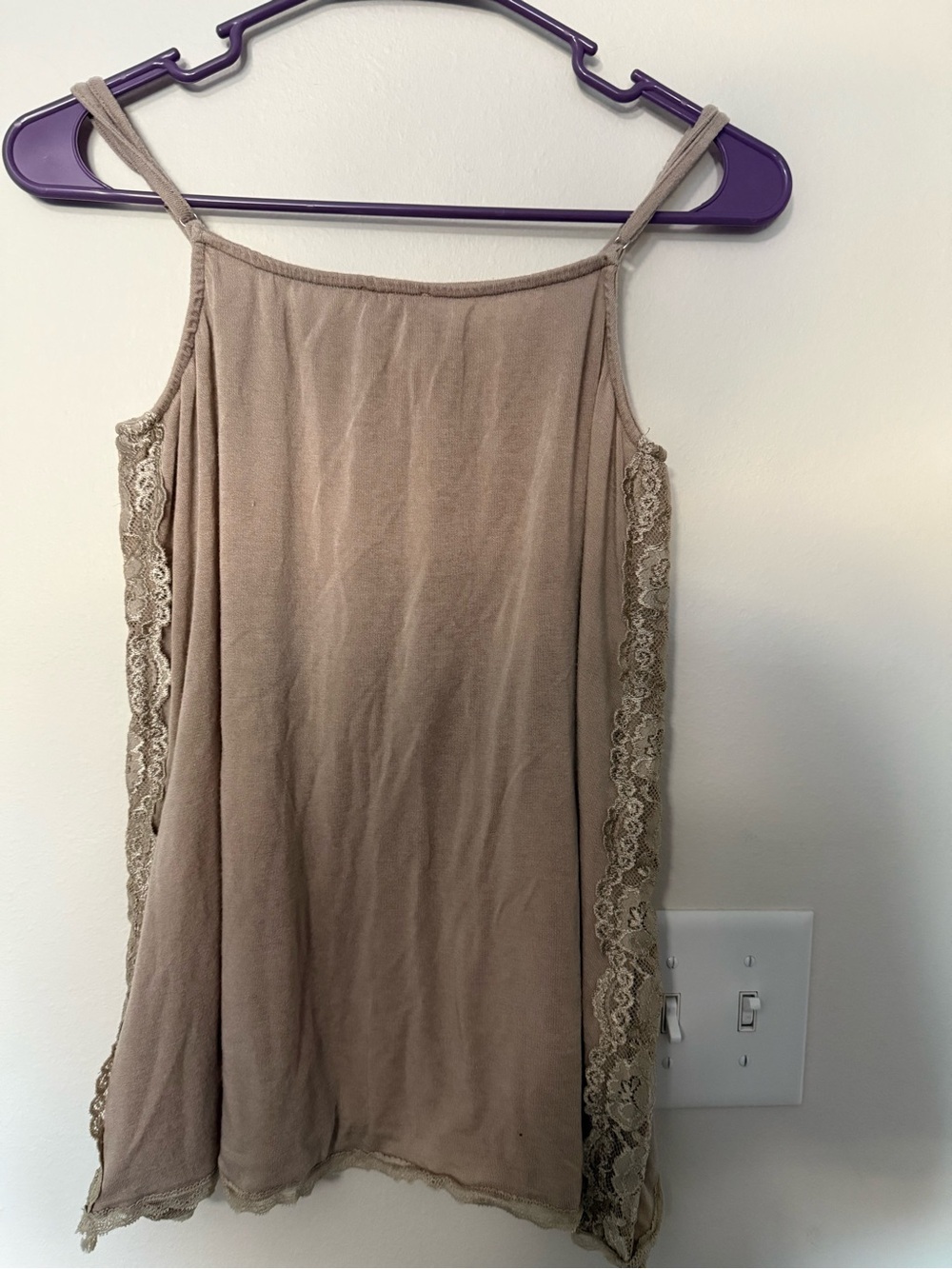 Taupe Lace Trim Tank Top Women’s Medium Boho Button Detail Flowy Cami - Picture 2 of 6